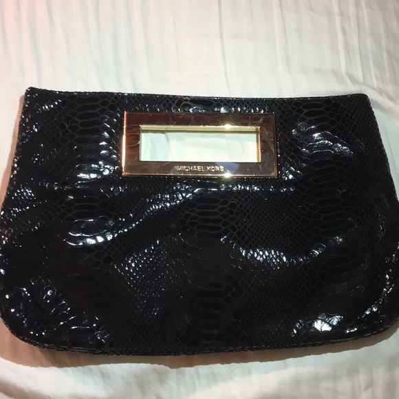 🎉 Authentic Michael Kors 🎉 - Picture 2 of 5