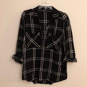 Express black and white plaid button down top