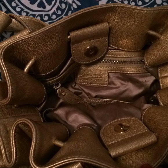 Authentic Michael Kors Gold Leather Handbag NWOT! - Picture 4 of 4
