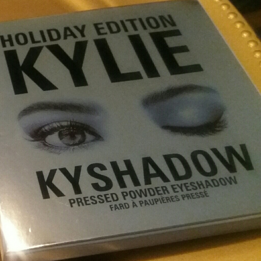 KYLIE Jenner Kyshadow