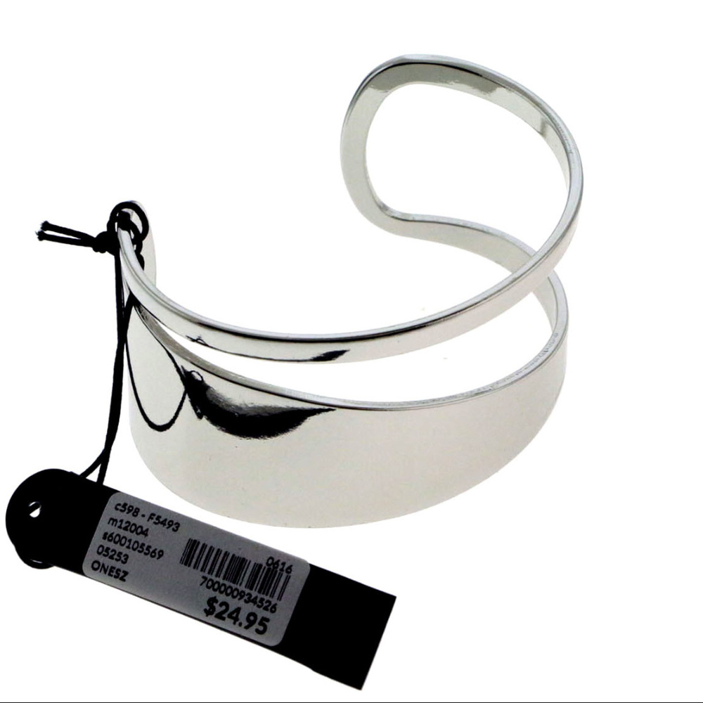 NWT Large Silver cuff bracelet modern style LBB10 - Picture 3 of 6