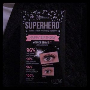 It cosmetics superhero mascara