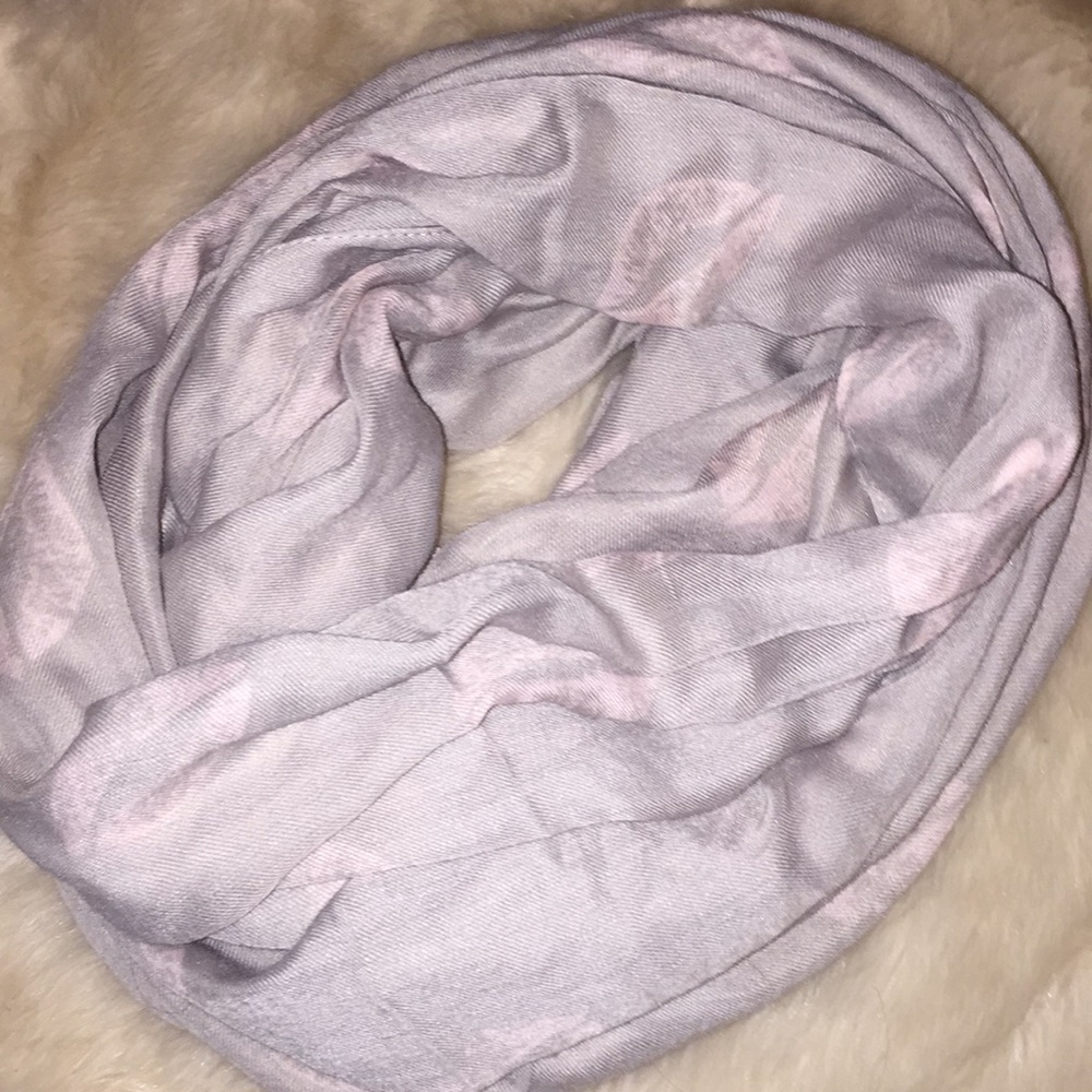Grey H&M infinity scarf