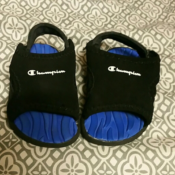 Champion Sandals - Picture 1 of 3