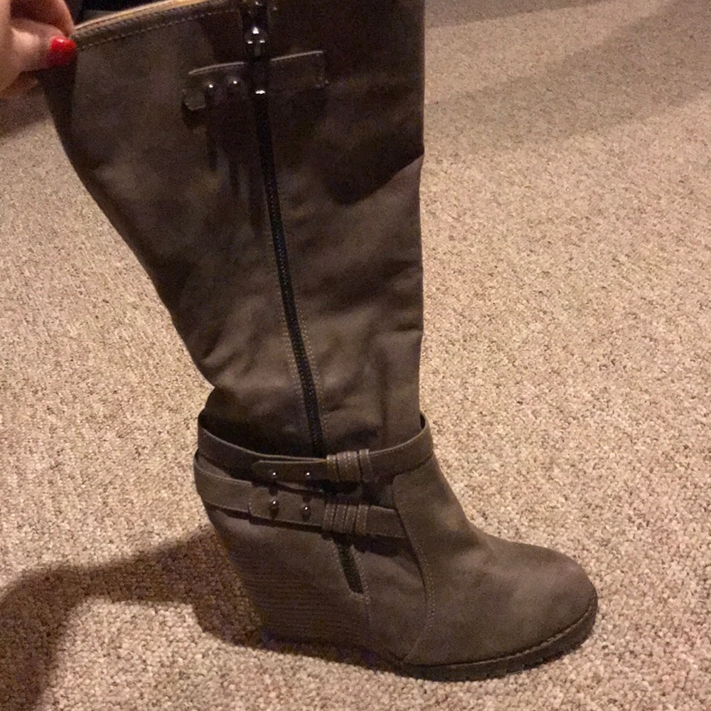 Tall boot size 8.5