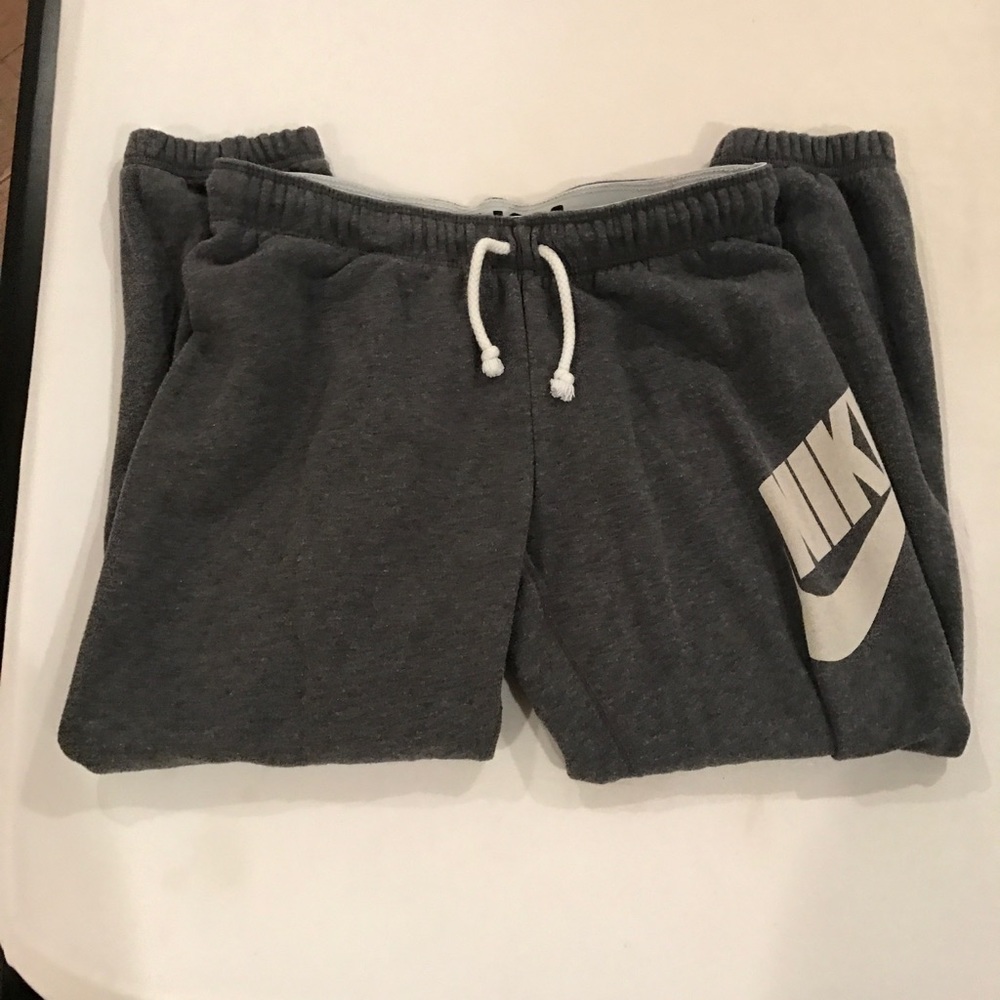 Nike Capris sweats