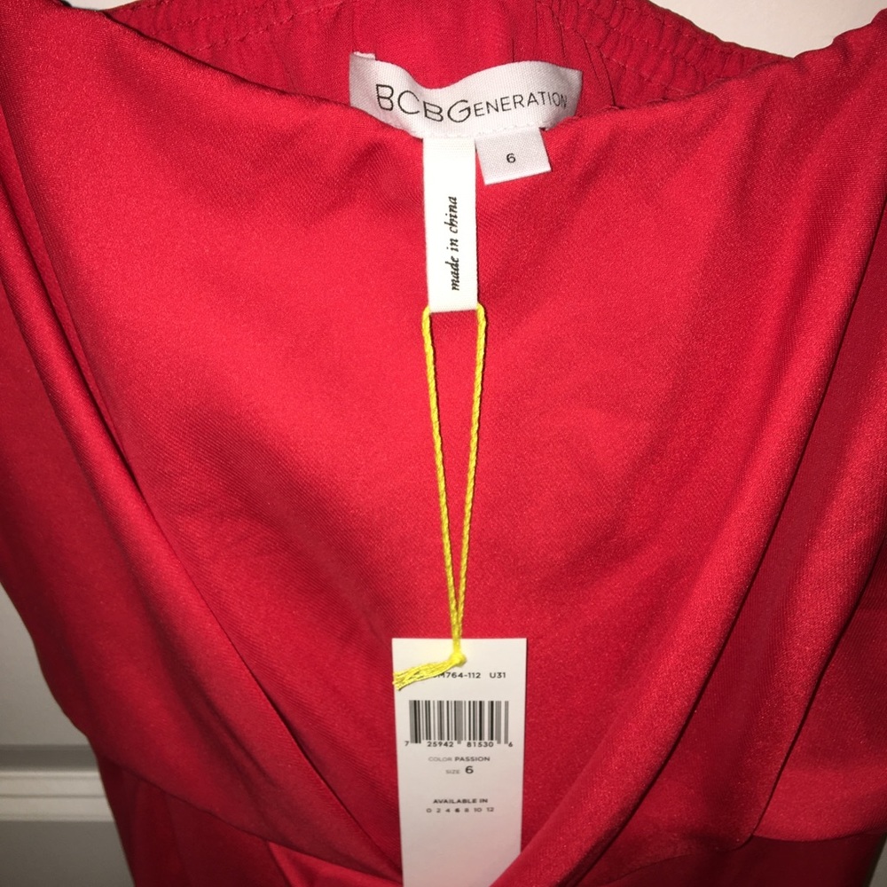 BCBG tulip blouson strapless dress in red passion - Picture 4 of 4