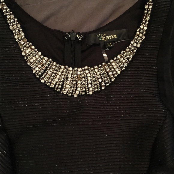 Dress - Picture 3 of 3