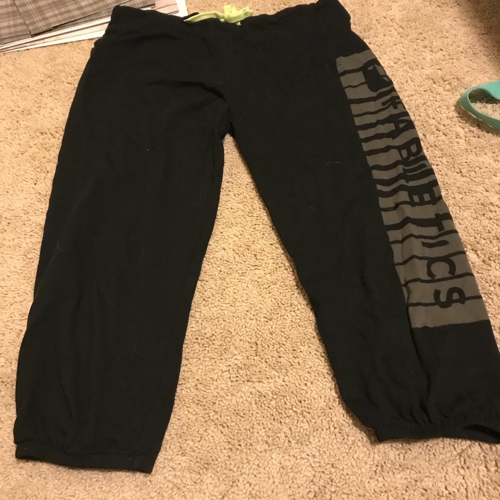 Crop sweatpants