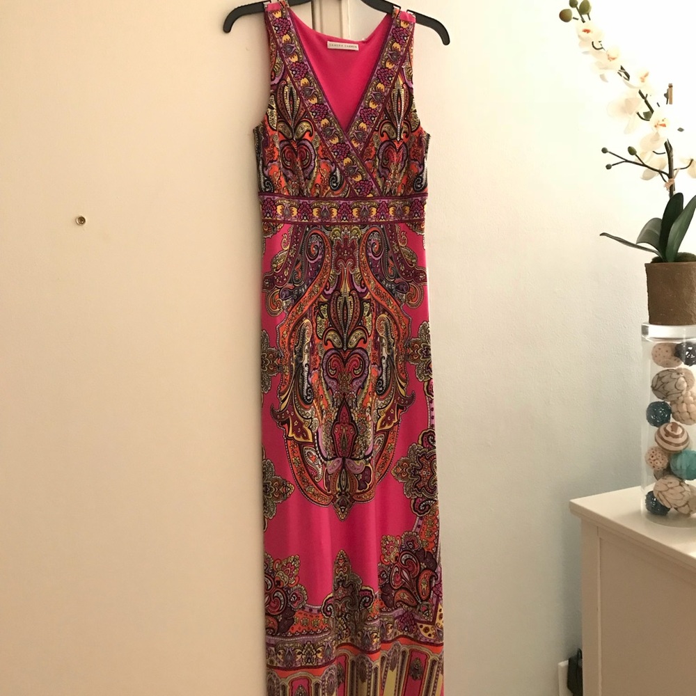 ⬇️SALE 💲💲 💫NEVER WORN Maxi