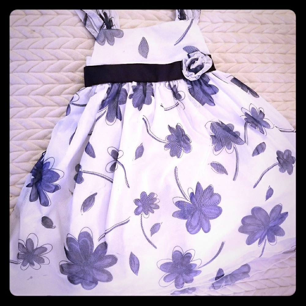 Girls party dress