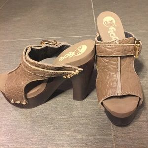 Brown leather wood clog heel flogg