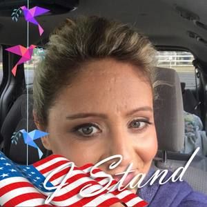 Meet your Posher, Carrie