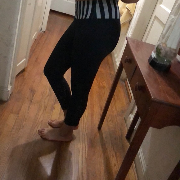 Lululemon leggings - Picture 3 of 3