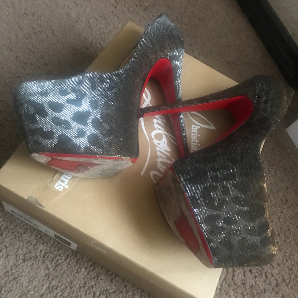 Christian Louboutin Daffodile Platform Heels 👠