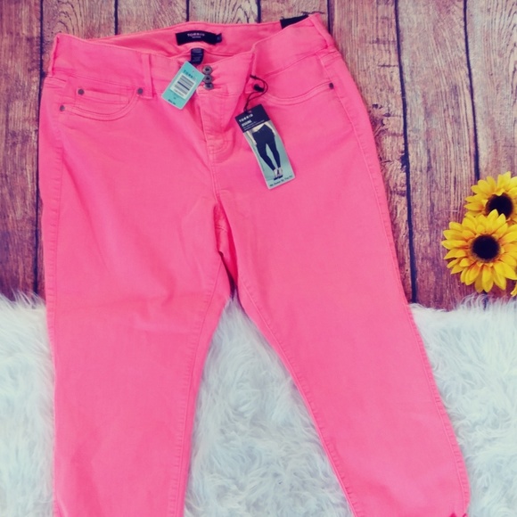 CCO NWT Torrid electric melon jeggings size 22 - Picture 7 of 8