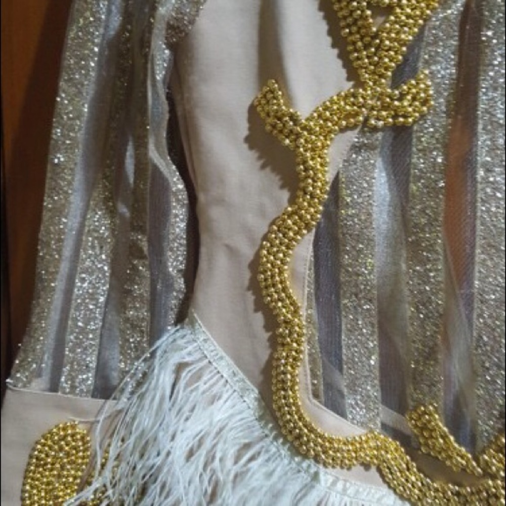 Dress - Picture 3 of 5