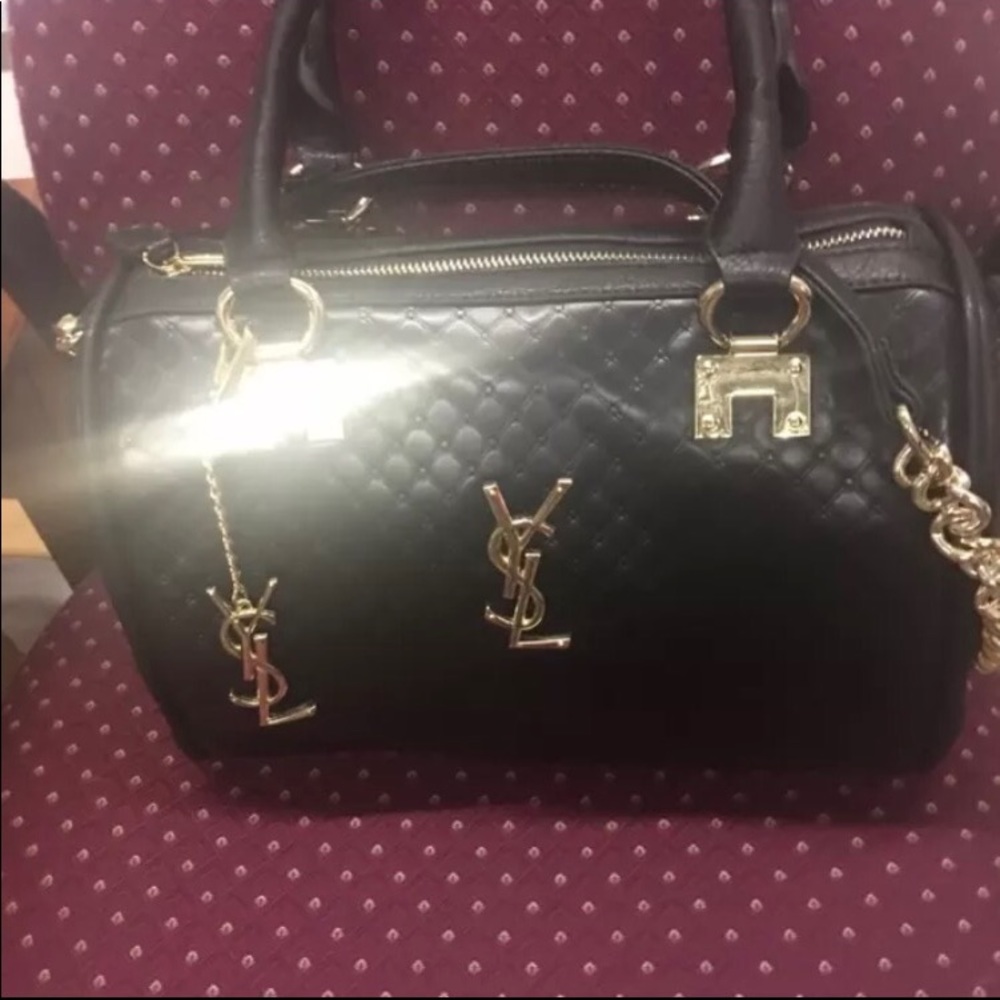 Handbag - Picture 2 of 4