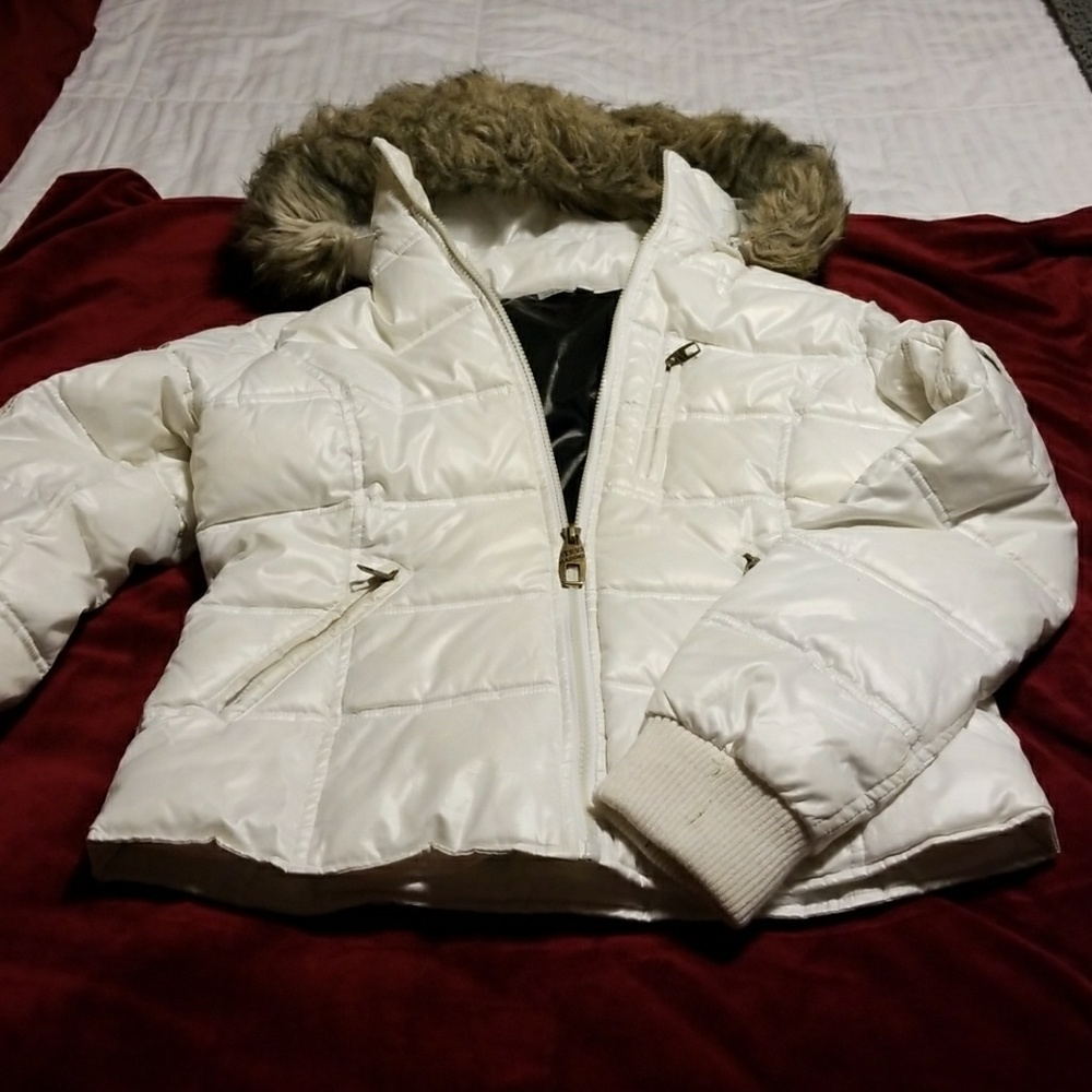 Warm and cute white puff jacket