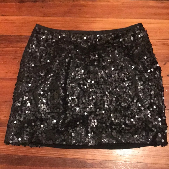 Forever 21 Dresses & Skirts - Black sequined skirt, perfect for the holidays!