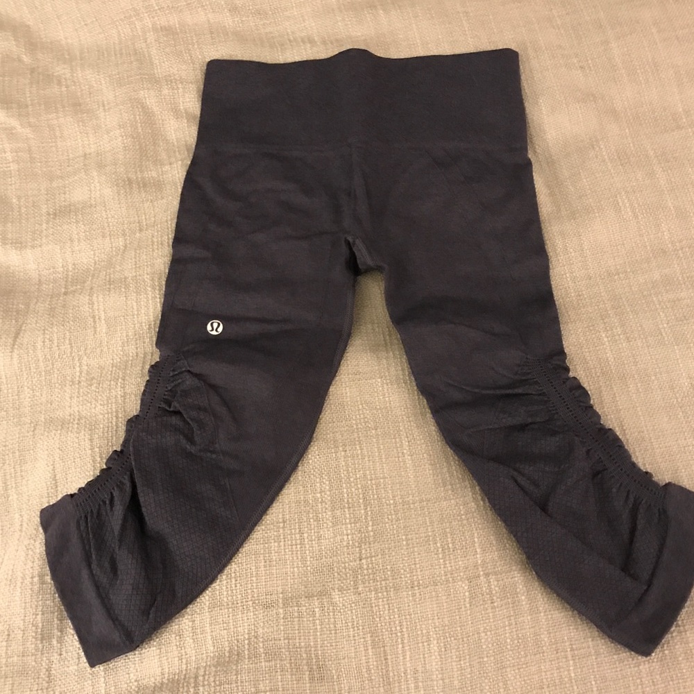 Lululemon In the Flow Crop