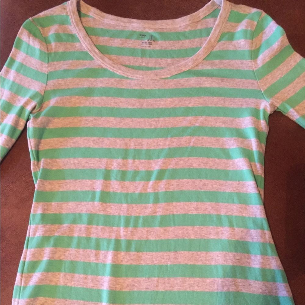 GAP shirt