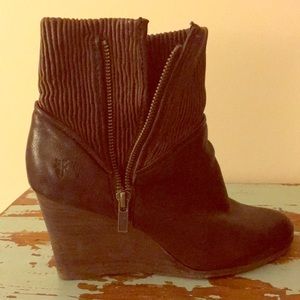 Frye Corby Side Zip Boots