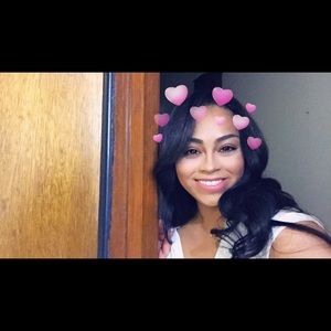 Meet your Posher, Brielle