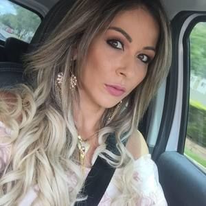 Meet your Posher, Ana luiza