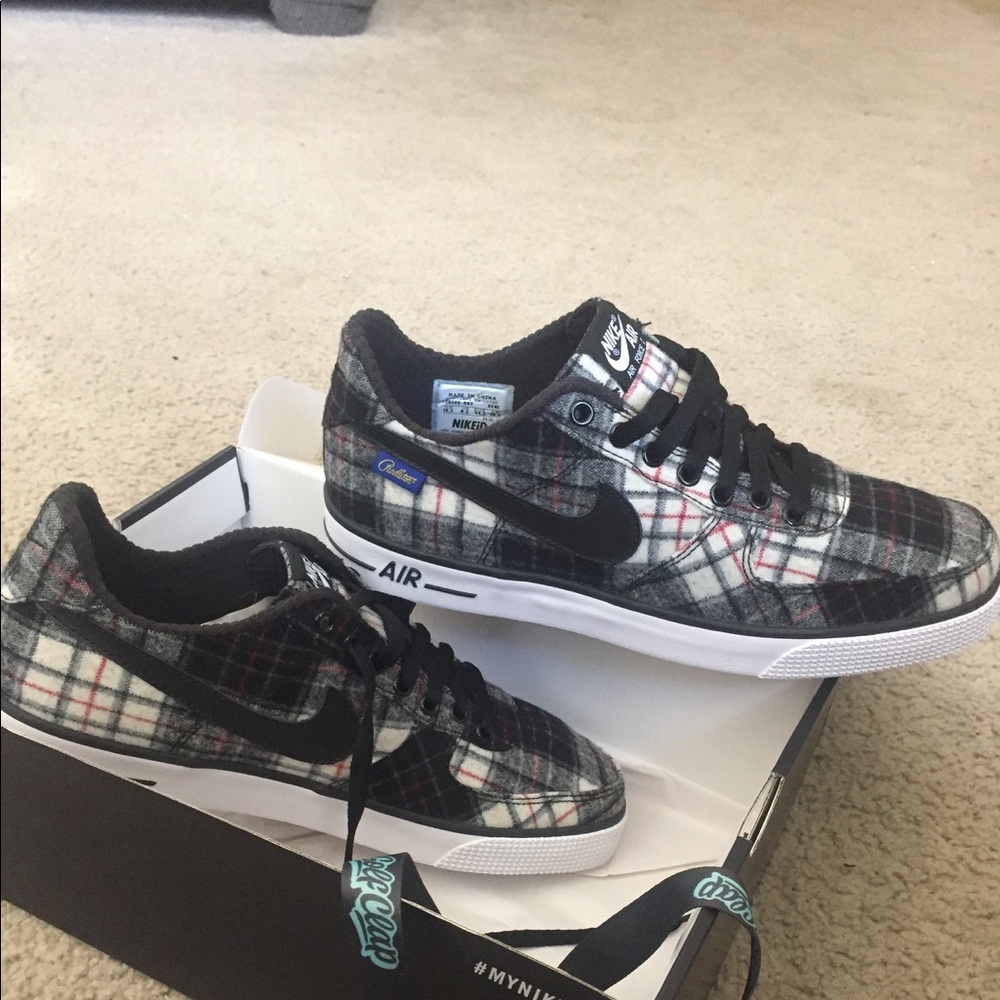 Nike 10.5 Air Force ones