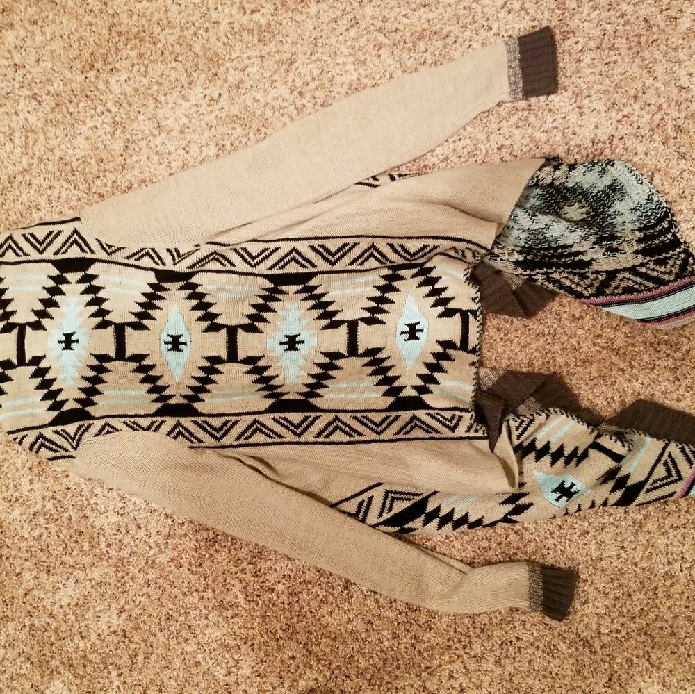 Tribal Print Blanket Cardigan - Picture 3 of 4