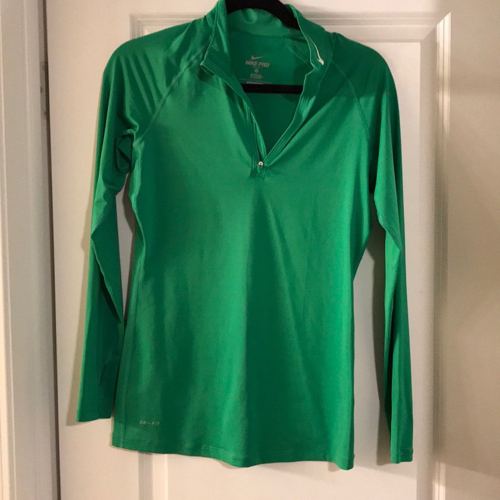 Woman’s Nike 1/2 Zip