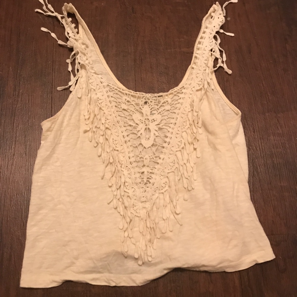 Off-white lacy V-neck tank top