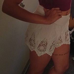 Lacey fabric shorts