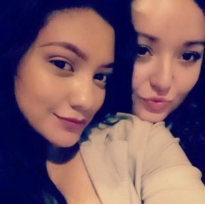 Meet your Posher, Gabriela