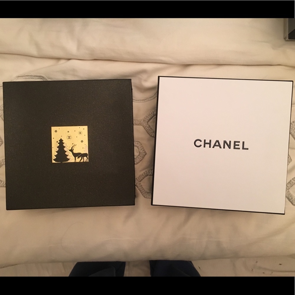 Chanel beauty boxes