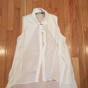 Sleeveless white shirt