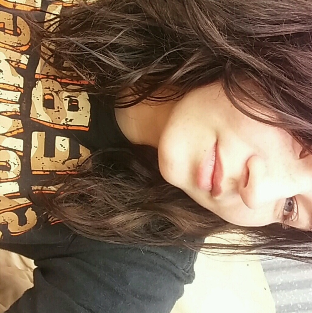 Meet your Posher, Caitlynn