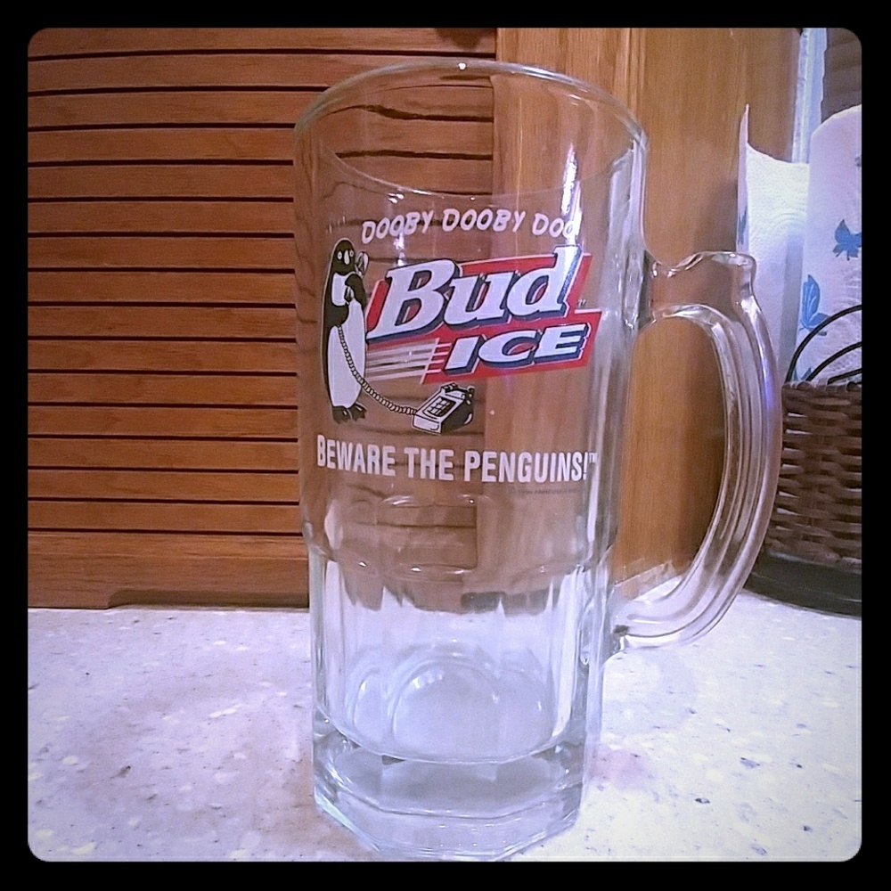Penguins beer mug