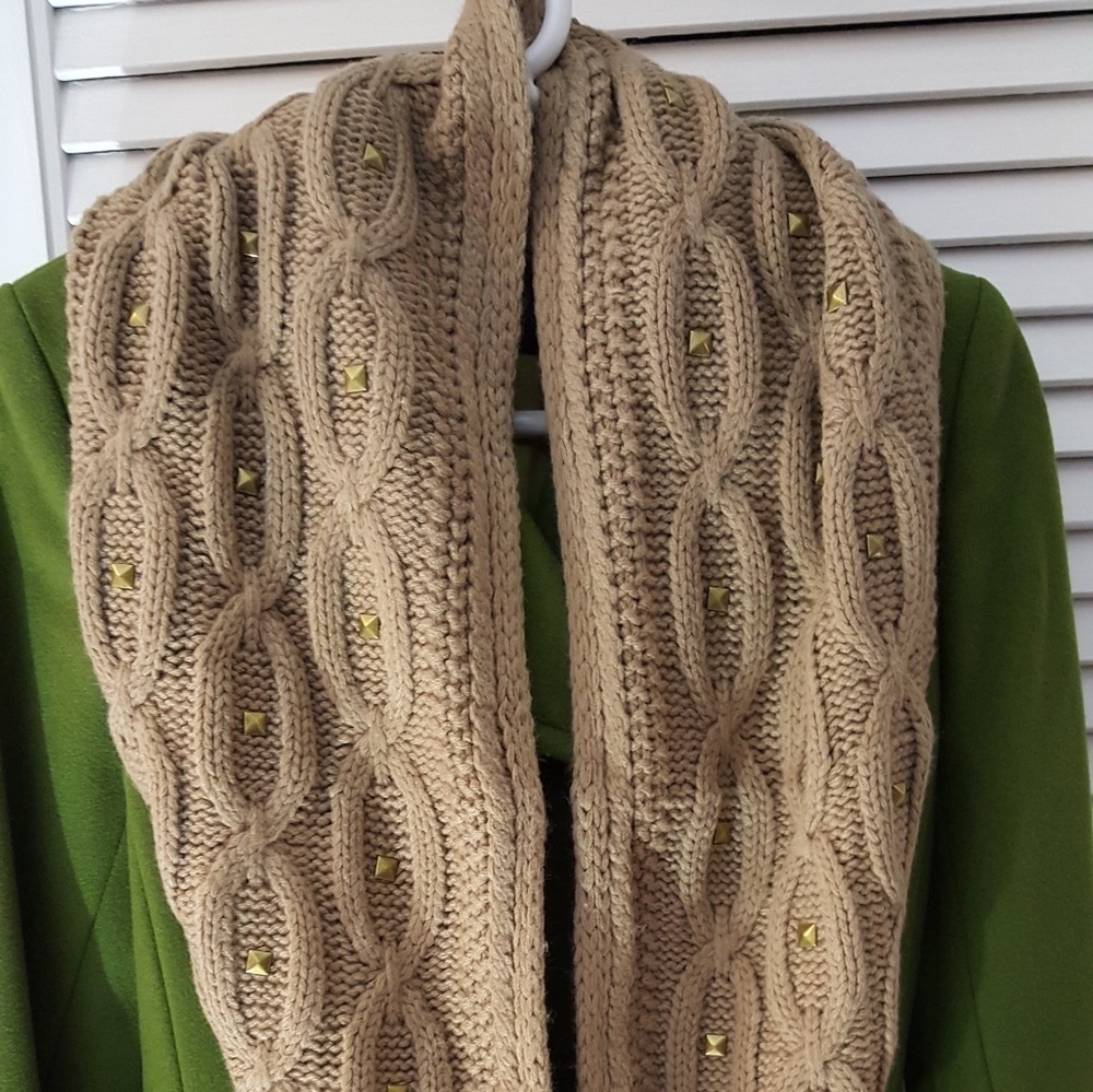 Steve Madden Infinity Scarf and Headband