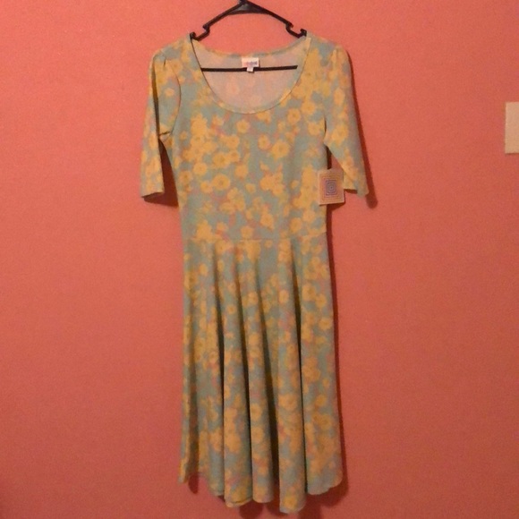 LuLaRoe Dress - Picture 2 of 4
