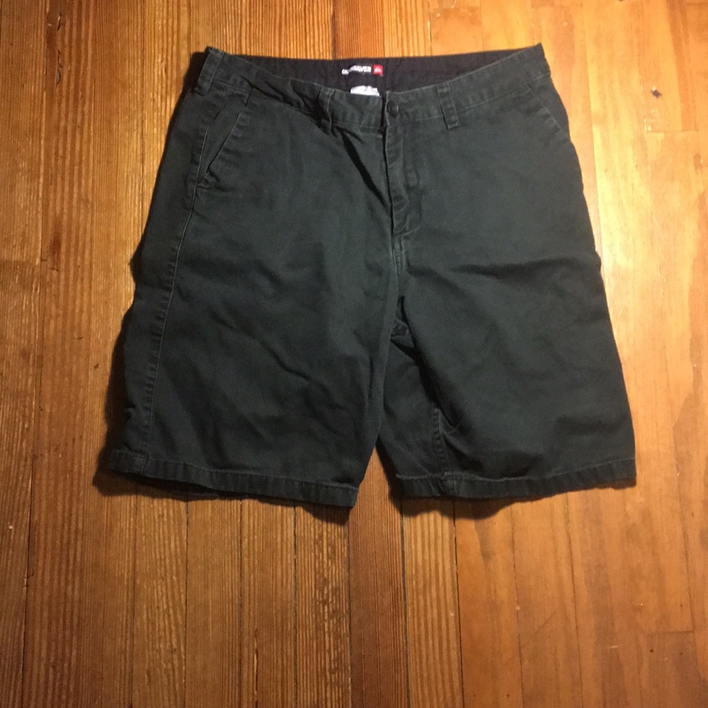 Black Quicksilver shorts size 34