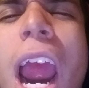 Meet your Posher, Yamel