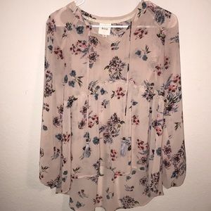 Floral Blush Blouse!