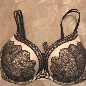 Victoria Secret Bra’s Lot of 4: 34DDD -reduced-