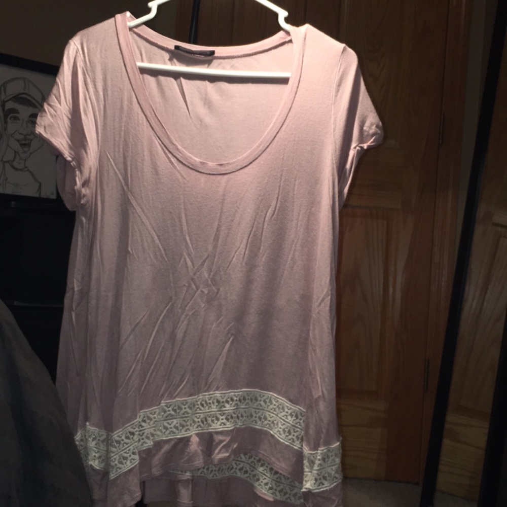 Crochet detail t shirt