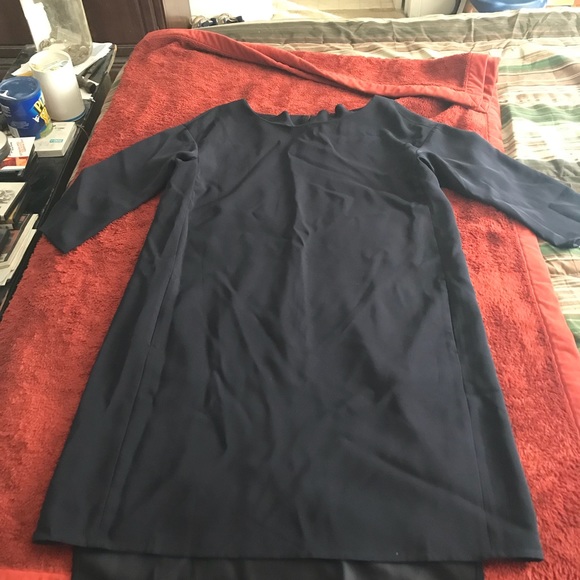 Dress - Picture 1 of 3