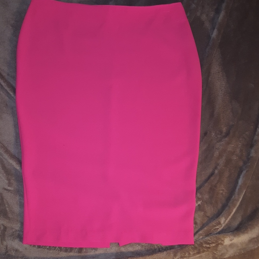Kardashian Kollection Pink skirt