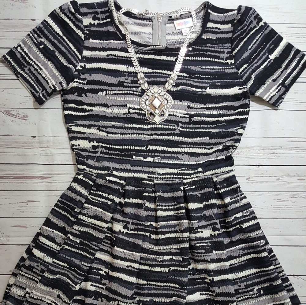LuLaRoe Unicorn Amelia Dress Black Gray White