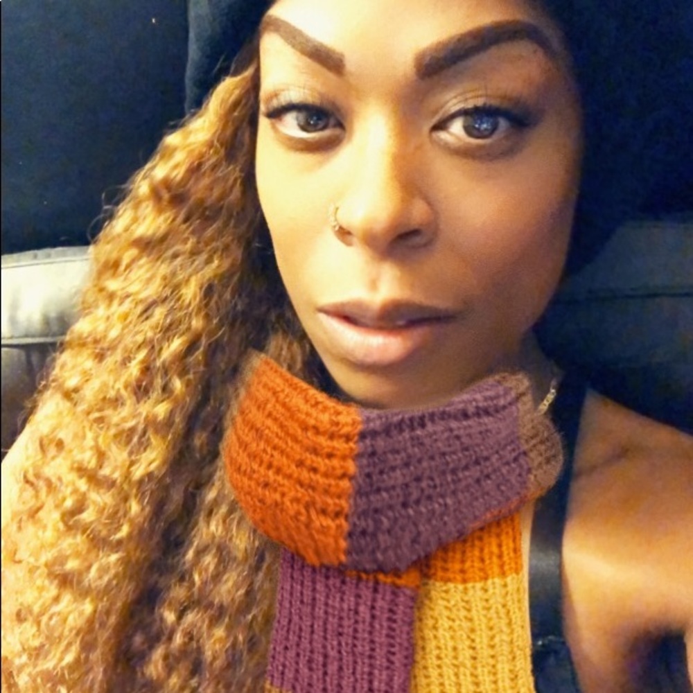 Meet your Posher, Jennifer